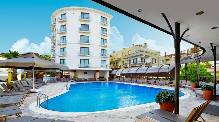 Ayvalık Çınar Hotel